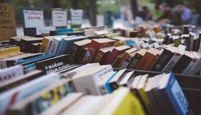 7 Life Altering Books To Read While In College