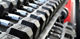 Why Ladies Need to Stop Avoiding the “Men’s Area” at the Gym