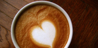 Healthy Pumpkin Spice Latte Alternatives That Taste Amazing