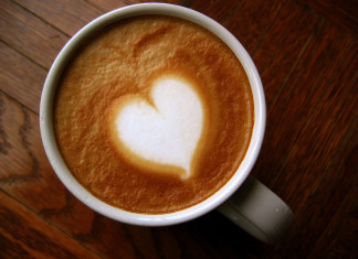 Healthy Pumpkin Spice Latte Alternatives That Taste Amazing