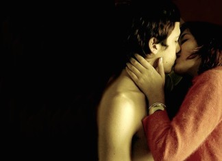 Why The F*ck Is Dating A Lot Of People A Bad Thing?