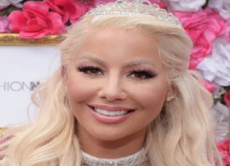 Amber Rose Defends Kim K’s Nude Photo And It’s Shockingly Empowering