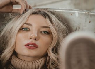 No Longer Fugly: 6 Looks That Are Surprisingly Trendy Again