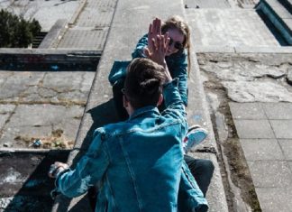 7 Signs You Have A Best Friend You Should Never Let Go Of