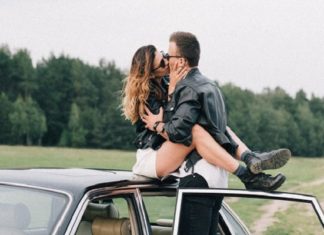 Swipe On: A Letter To The Hookup Generation