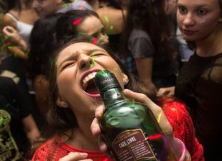 The 7 Emotional Stages Of Day Drinking