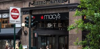 6 Brands That Are Closing Stores In 2017