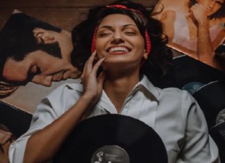 7 Reasons You Should Date An Old Soul