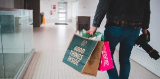 7 Reasons You Need To Start Shopping Alone