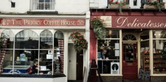 7 Things You Can Only Experience Living In A Small Town