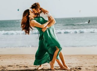 9 Signs You Are Truly, Madly, Deeply In Love