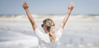 Why You Should Spend Your Money On Experiences, Not Material Things