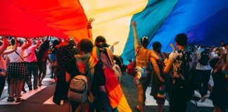 5 Simple Ways To Show Your Pride Everyday