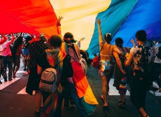 5 Simple Ways To Show Your Pride Everyday