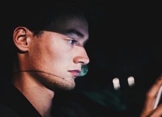 5 Reasons Stalking Your Crush On Social Media Is A Terrible Idea
