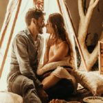 attention couple