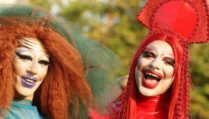 costumes