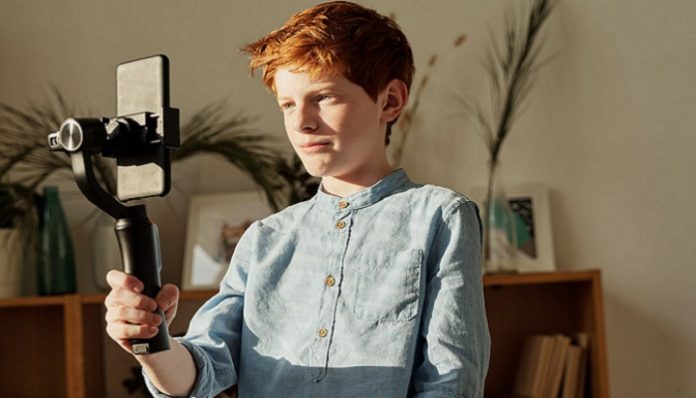 boy selfie