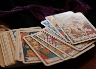 Your How-To On Using Tarot To Guide You Towards Success