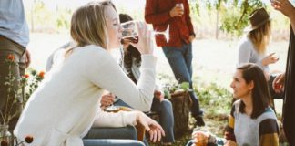 17 Ways To Avoid Your Family’s Questions This Holiday Season