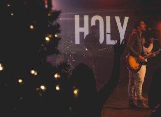 5 Modern Albums That Will Get You In The Christmas Spirit