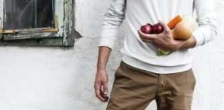 7 Reasons You NEED To Stop Shopping At Whole Foods