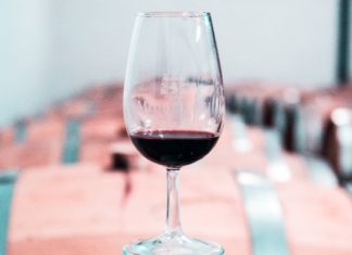 5 Reasons You Need More Red Wine In Your Life