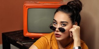 8 TV Shows You Absolutely Need To Binge Watch