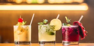 9 Easy Cocktails That Are Perfect For The Summer Sun