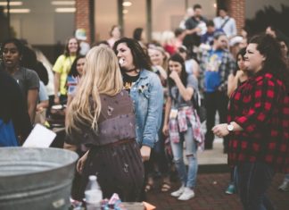 12 College Hook Up Experiences We’ve All Had With Our Roommates