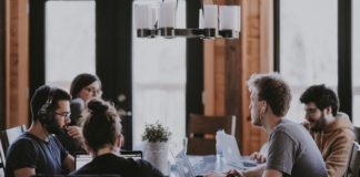 6 Easy Ways To Boost Mindfulness In Your Workplace