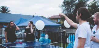 11 Things That Always Happen When You Attend A Summer BBQ
