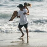 couple dating beach