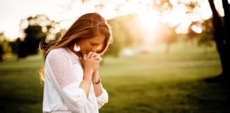 How Dating Someone Of A Different Religion Can Be A Major Challenge