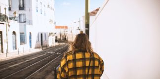 27 Things Women Do To Stay Safe That Men Will Never Have To
