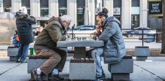 5 Simple Ways To Spread Kindness This Holiday Season