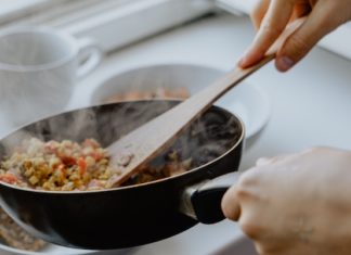 The Two Meals You Should Make If You’re Cooking For Your Man