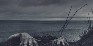9 Conspiracy Theories That Will Keep You Up At Night conspiracy