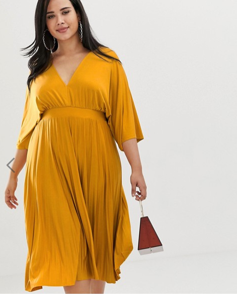 Plus-Size Outfits For Every Kind Of Spring & Summer Wedding