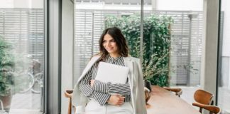 5 Ways To Empower Women Working In STEM Fields