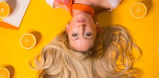 4 Essential Tips For Getting Beautifully Glossy Hair