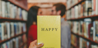 Why Girls Need To Stop Focusing Only On Their Boyfriends