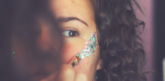 What Your Obsession With Glitter Really Says About You