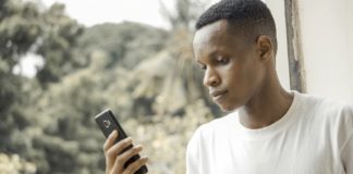3 Major Red Flags That You’re Being Catfished catfishing