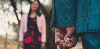National Proposal Day: 4 Things You Should Know About Getting Engaged national proposal day