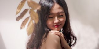 5 Skincare Tips That’ll Immediately Boost Your Skin & Confidence