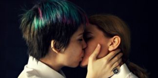 5 Signs You Might Actually Be A Bad Kisser kiss bad kisser