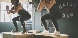 If You’re Considering Getting A Health Coach, You Should Know These Pros & Cons