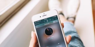 6 Warning Signs That A Dating Profile Is Actually A Catfish