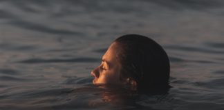 Grieving? 7 Healthy Ways To Start Healing